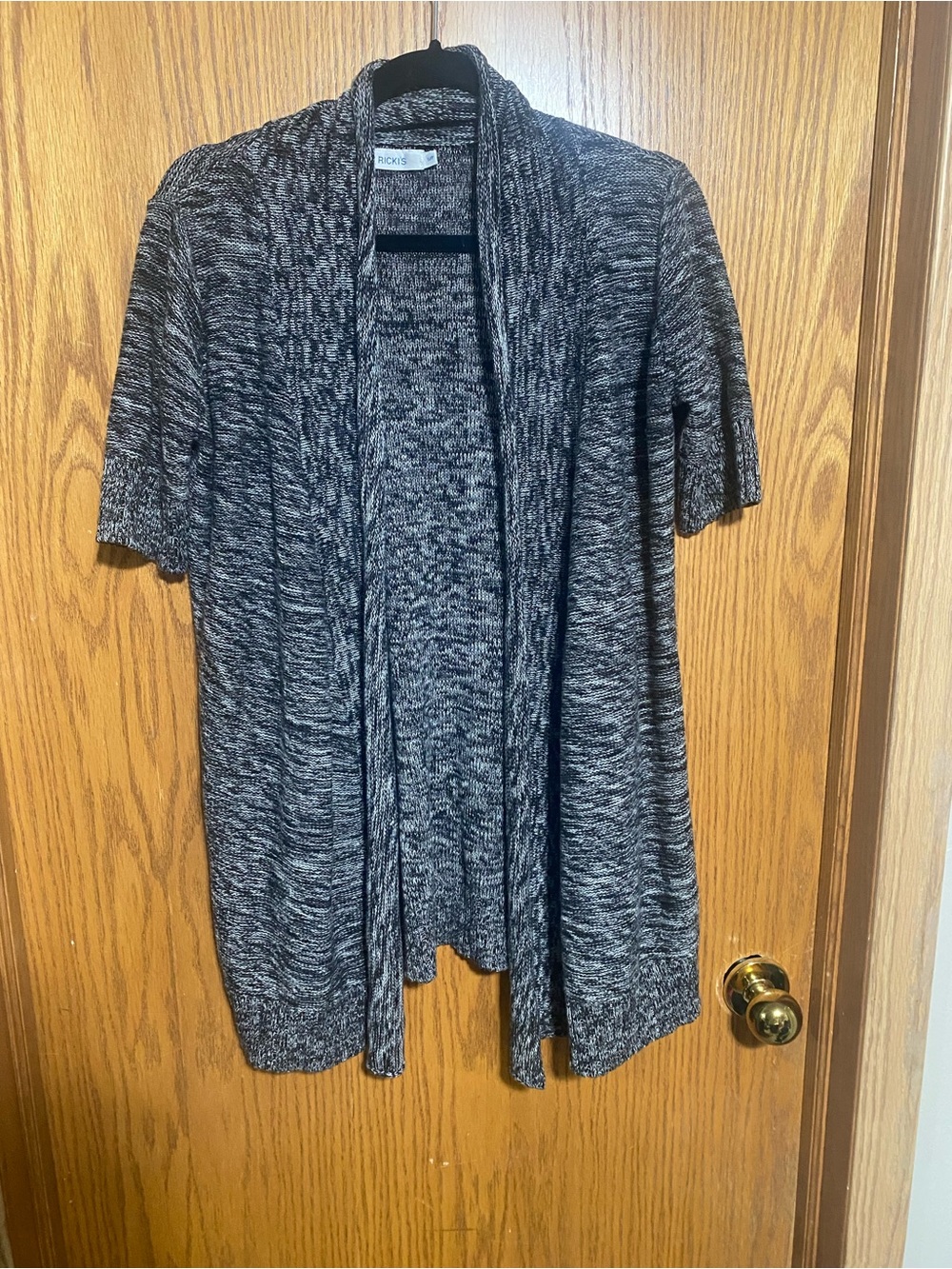 Open-Front Short Sleeve Cardigan in Black & Gray